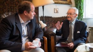 Százéves rubindiplomást köszöntöttek