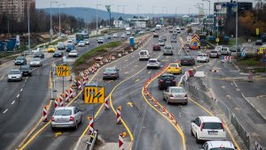 Változik a forgalmi rend a Budaörsi úton